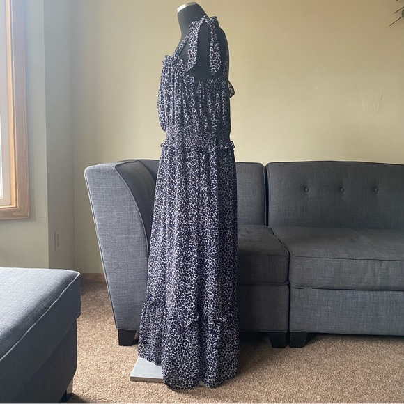 WHO WHAT WEAR SLEEVELESS MAXI DRESS - Picture 8 of 9